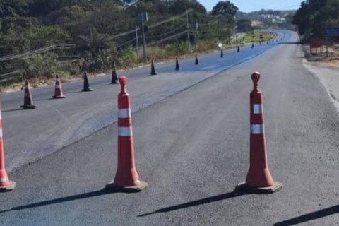 Paciente com fratura grave aguarda vaga em hospital estadual há mais de uma semana em Pedro Leopoldo