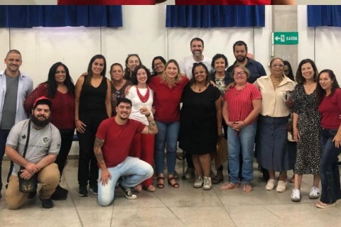 Profissionais da Educação se reúnem com deputada Beatriz Cerqueira em Pedro  Leopoldo