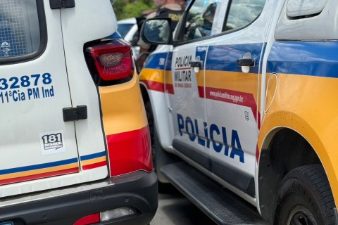 Homem com mandado de prisão é detido após tentar fugir da polícia em Pedro Leopoldo