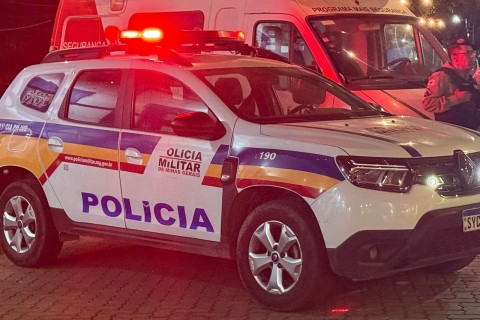 Mulher fica ferida em colisão entre dois veículos próximo à MG-424 em Pedro Leopoldo