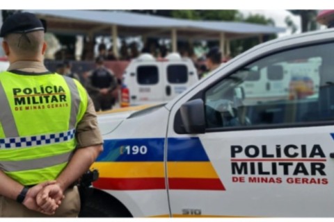 Polícia Militar prende dois homens por porte ilegal de arma