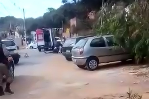 Homem é morto a facadas durante a tarde em Pedro Leopoldo