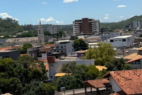 Mãe denuncia atraso no fornecimento de fórmula alimentar; Prefeitura afirma que situação será regularizada em Pedro Leopoldo