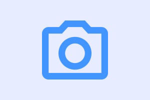 Ciclista na contramão fica ferido após colisão com carro no Centro de Pedro Leopoldo